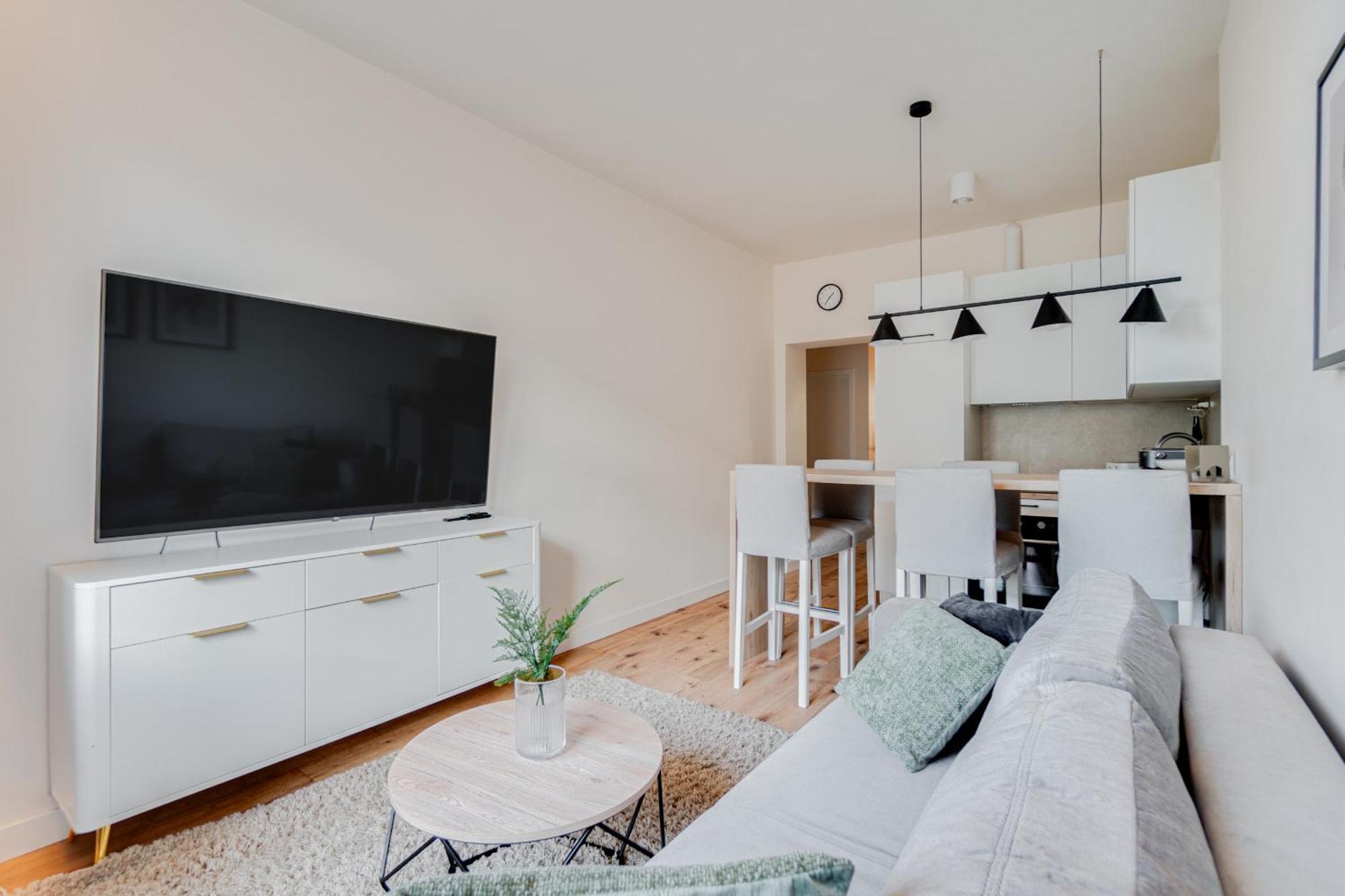 ורוצלב Bright Day Apartment - Self Check-In 24H, 10 Min Market Square מראה חיצוני תמונה