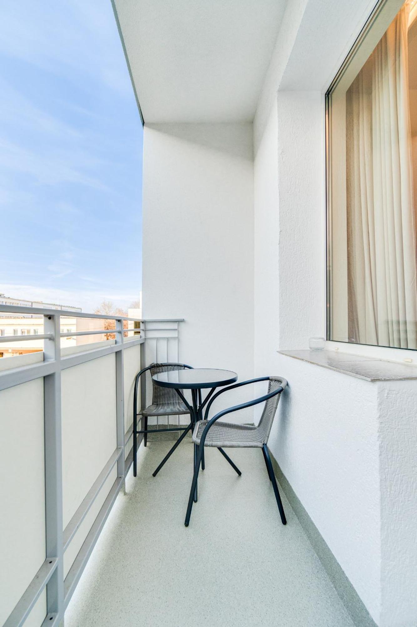 ורוצלב Bright Day Apartment - Self Check-In 24H, 10 Min Market Square מראה חיצוני תמונה